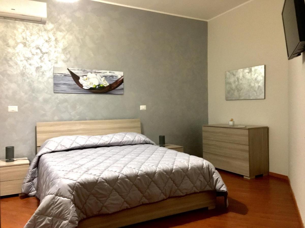 Alpheus Apartment Syracuse Exterior foto